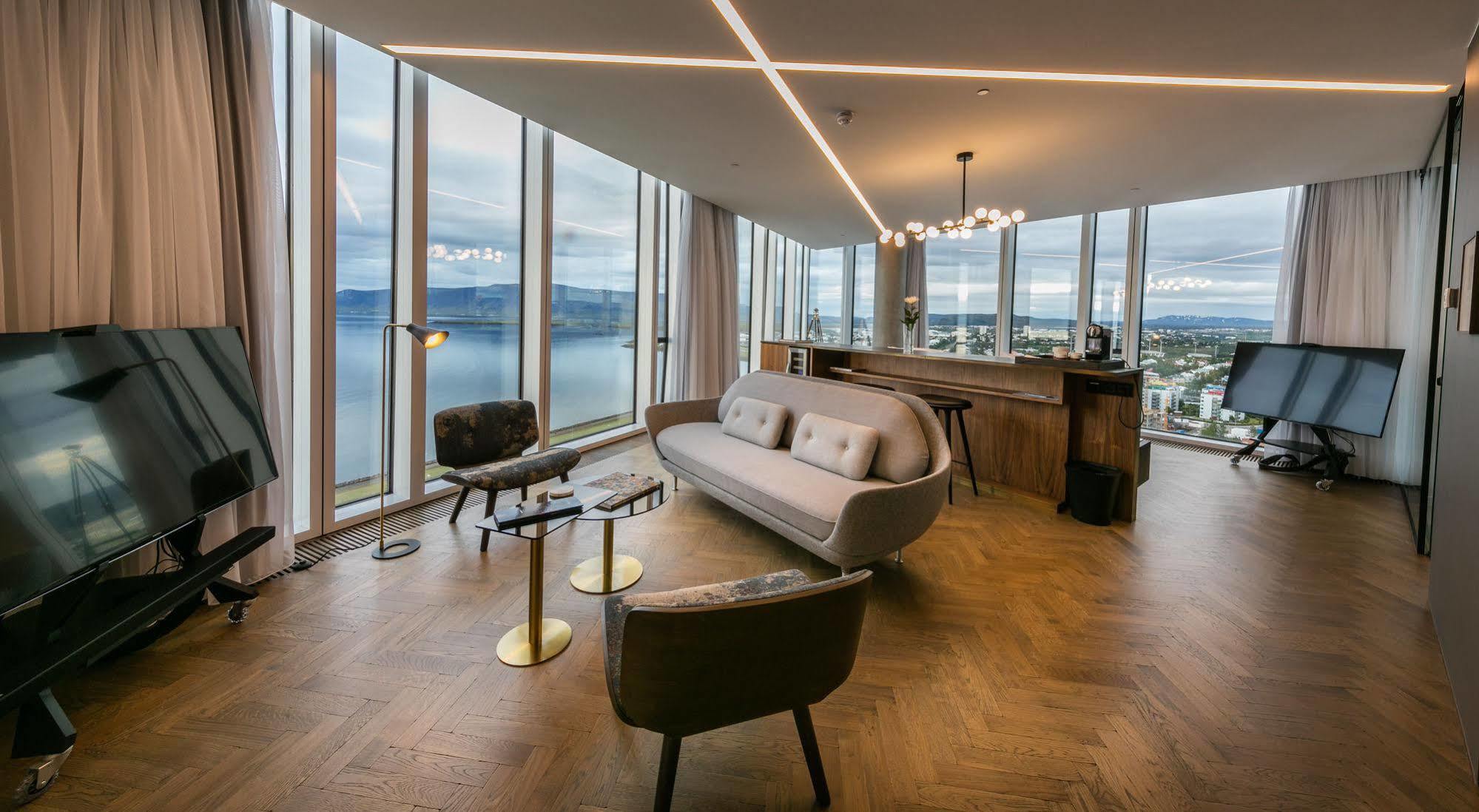 Tower Suites Reykjavík Buitenkant foto