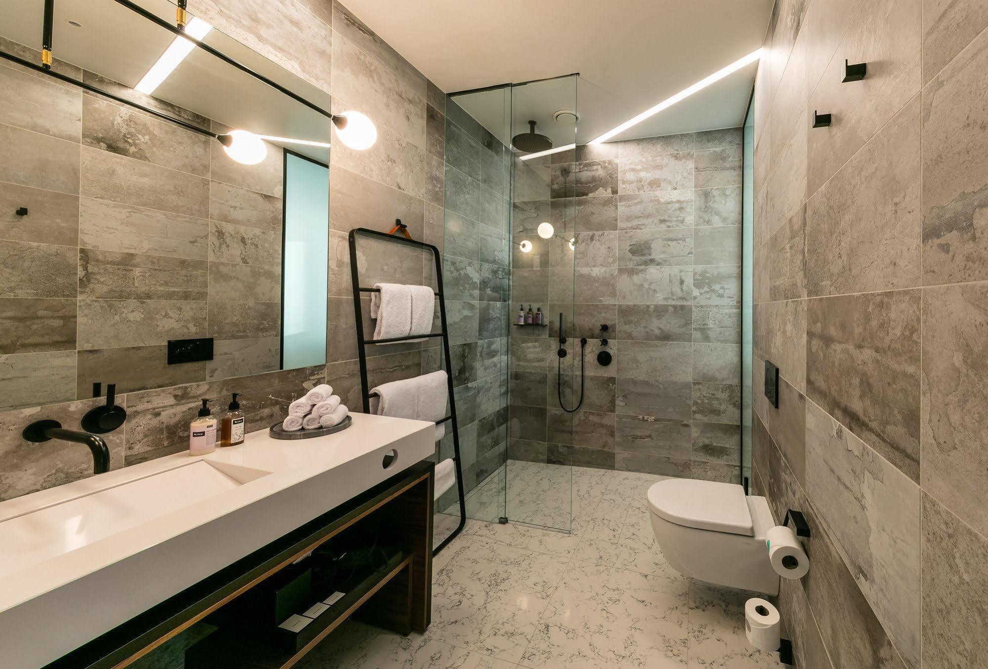 Tower Suites Reykjavík Buitenkant foto